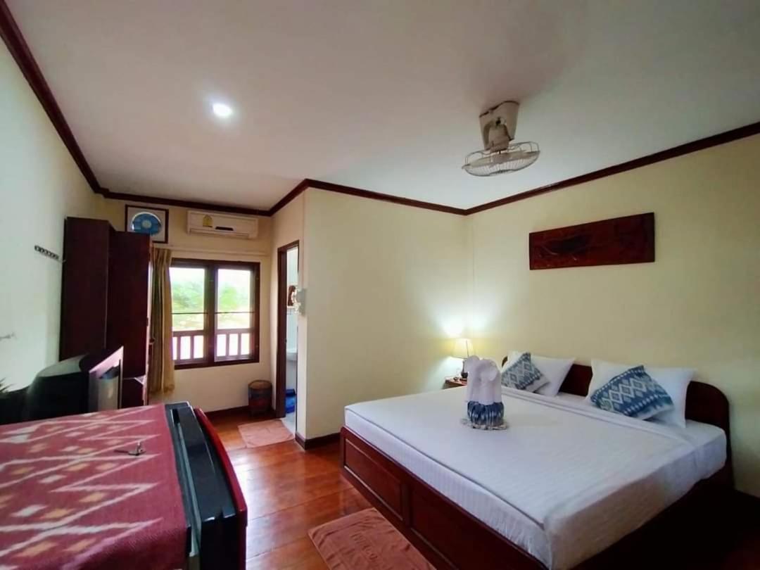 Phamarn View Guesthouse Ban Nahin-Nai Buitenkant foto