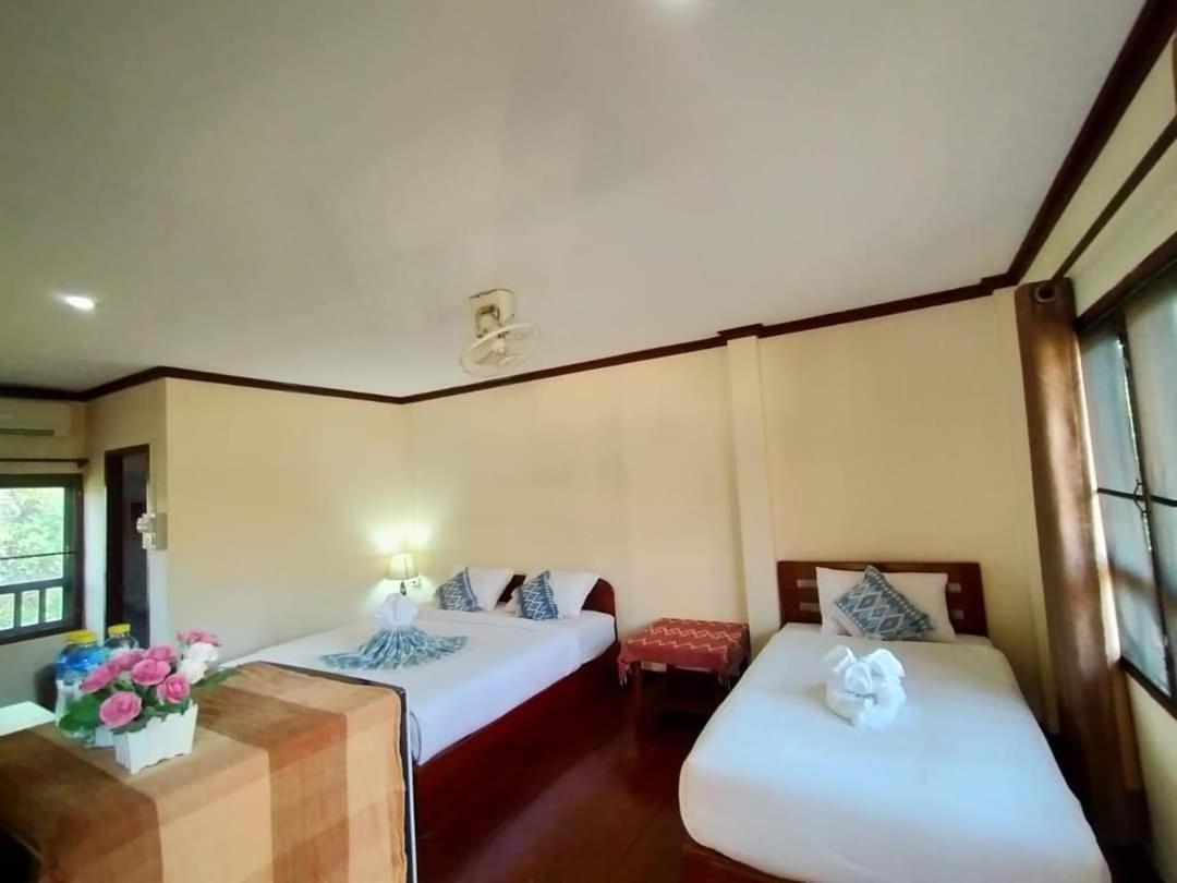 Phamarn View Guesthouse Ban Nahin-Nai Buitenkant foto